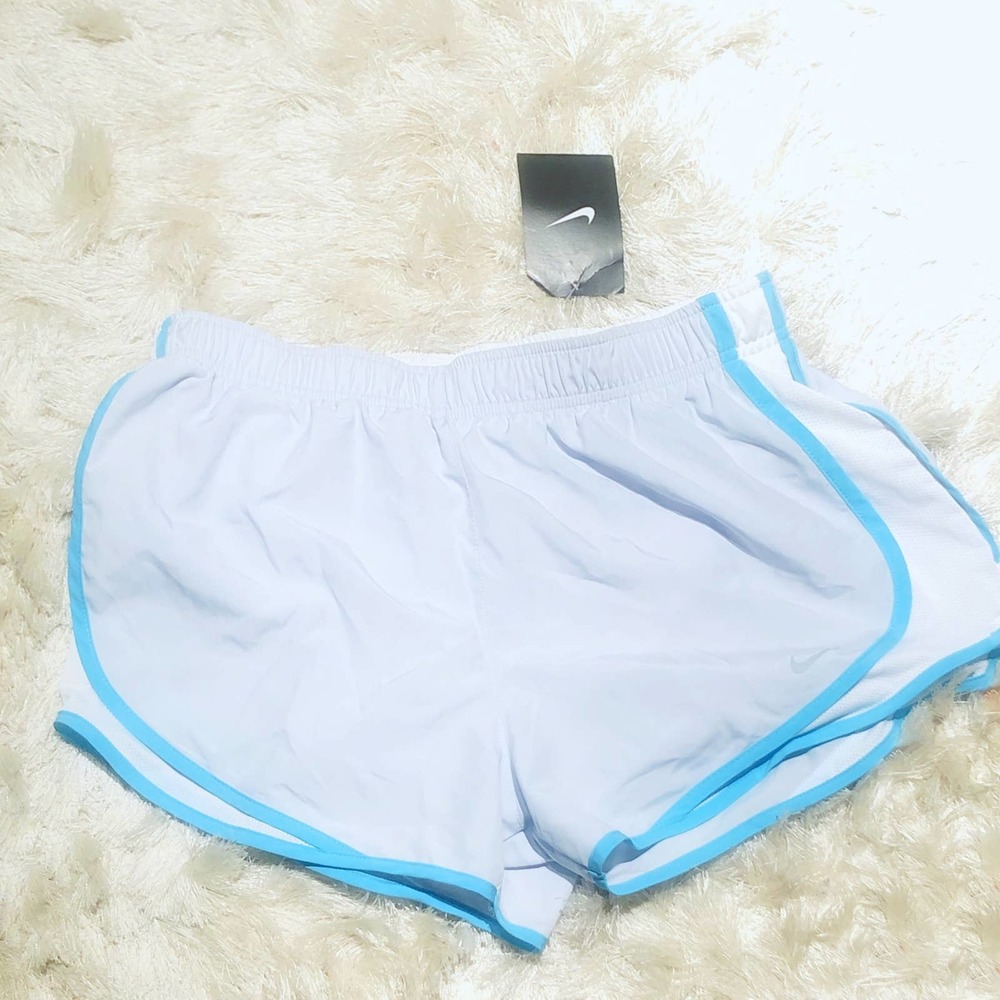🐋 WMNS TEMPO TRACK SHORTS Nike (Medium)